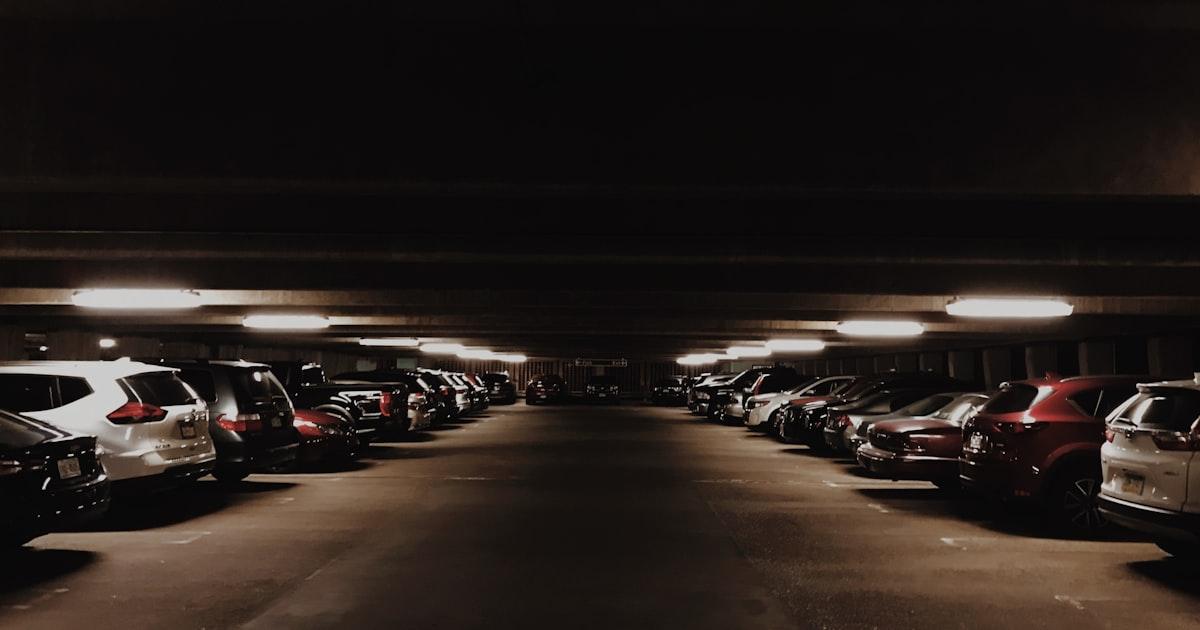 Parkplätze am Office-Gebäude in Brühl: Sicherheit und Komfort